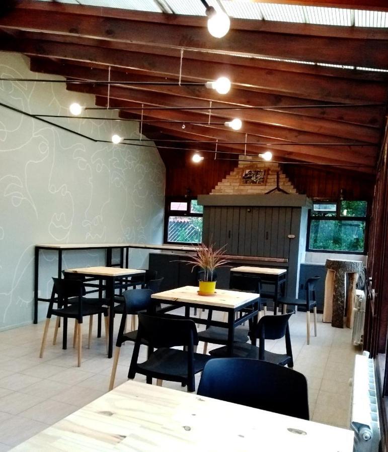 Trastienda Guest House El Calafate Exterior photo